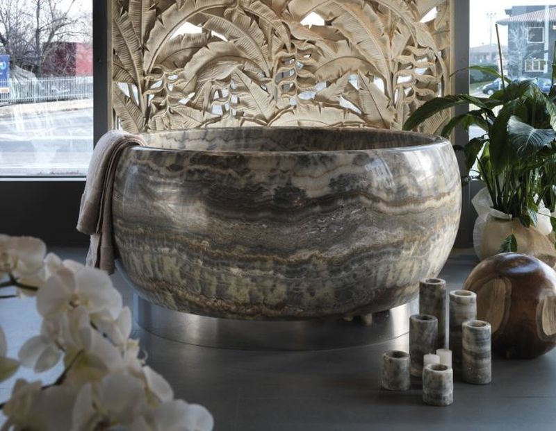 Top 10 Luxury Gemstone Bathtubs Perfect to Add a Royal Touch in Your Bathroom