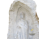 Baignoire en pierre de rivière