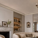 stone crown moulding in Pearl Linen limestone - Image 2