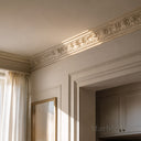marble crown moulding in Crema Marfil Premium - Image 3
