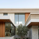 exterior cornice moulding in Limestone - Image 2