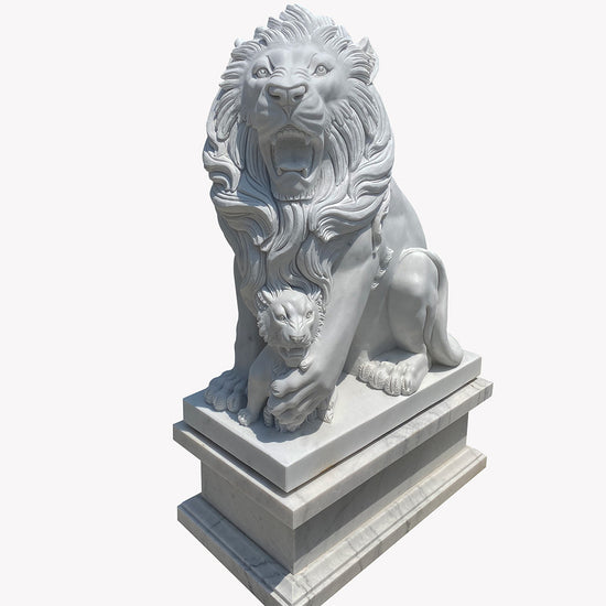 White Marble lion statue for home entrance