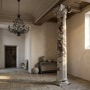 Stone pillars in Calacatta Crema Viola - Image 3