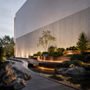 Outdoor panel walls in Limestone - Image 3