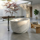 Marble bathtub in Volakas Marble - Image 1