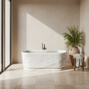Marble bathtub in Carrara White - Image 1