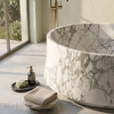 Natural stone bath in Calacatta White Marble - Image 5