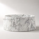 Marble tub in Calacatta White Marble - Image 4