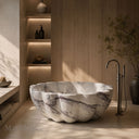 Marble tub in Milas Lilac - Image 1