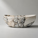 Stone bathtub in Valgri white - Image 5