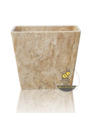 Baignoire en pierre de rivière