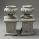 Chateau traditional stone planter