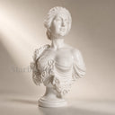 Marble Bust for sale in White marble - Image 1