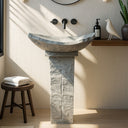 Baignoire en pierre de rivière