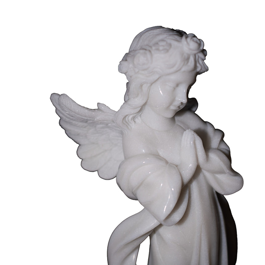 Marble hand-carved polished surface figurine