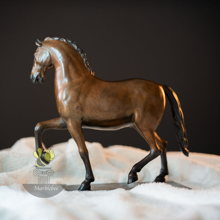 The ambling horse in bronze statuette